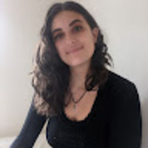 Meet your Posher, Caitlin